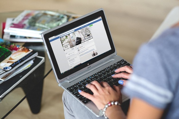 Google vs. Facebook Advertisements: Which is Better?